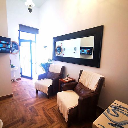 Charming Portuguese Style Apartment, For Rent "Vida A Portuguesa", "Fruta Or Polvo" Alojamento Local Portimão Exteriör bild