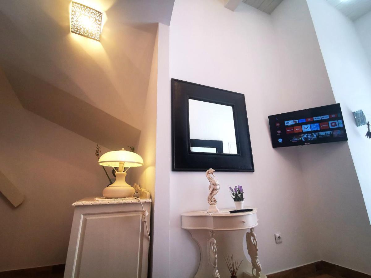 Charming Portuguese Style Apartment, For Rent "Vida A Portuguesa", "Fruta Or Polvo" Alojamento Local Portimão Exteriör bild