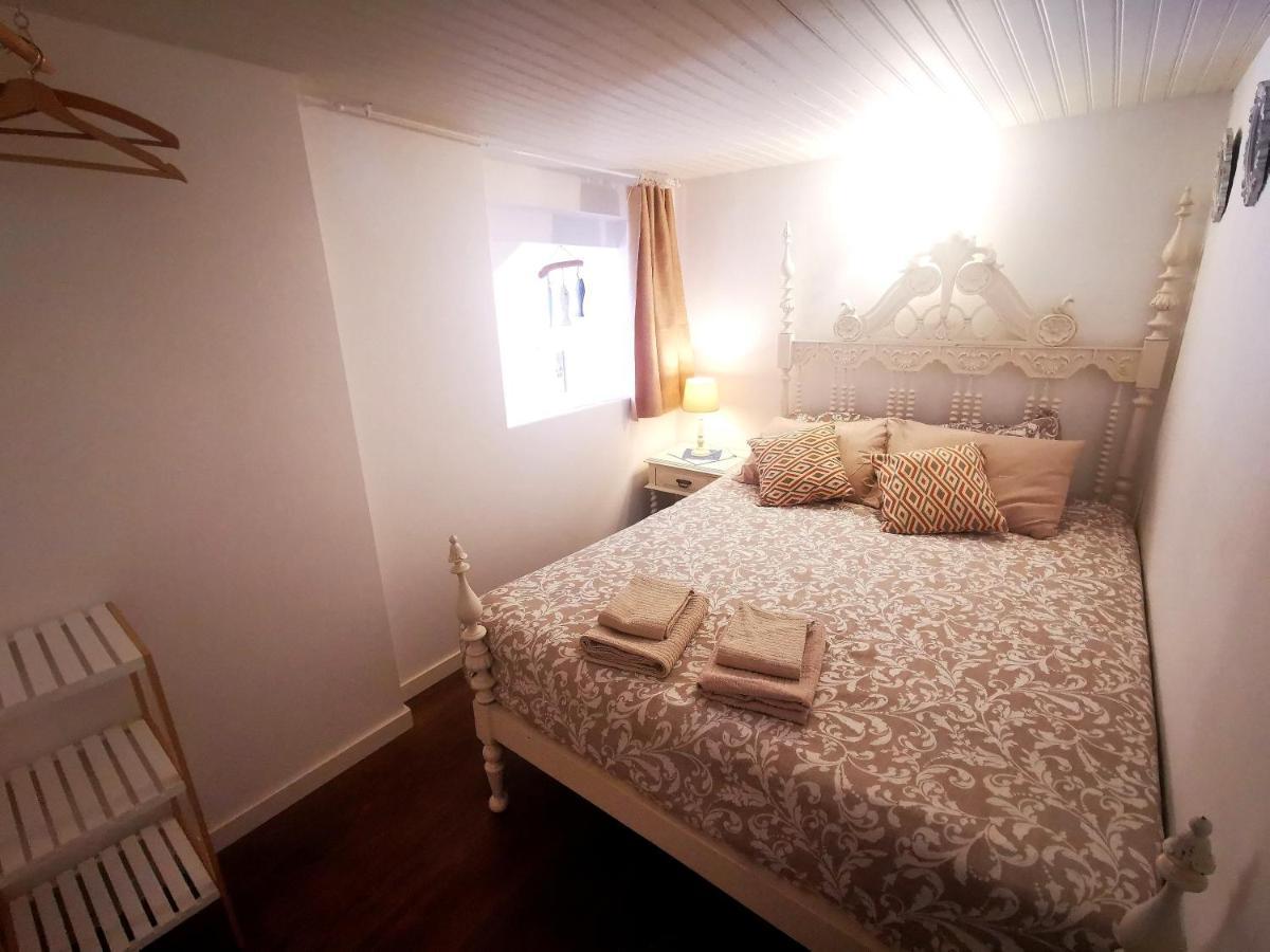 Charming Portuguese Style Apartment, For Rent "Vida A Portuguesa", "Fruta Or Polvo" Alojamento Local Portimão Exteriör bild